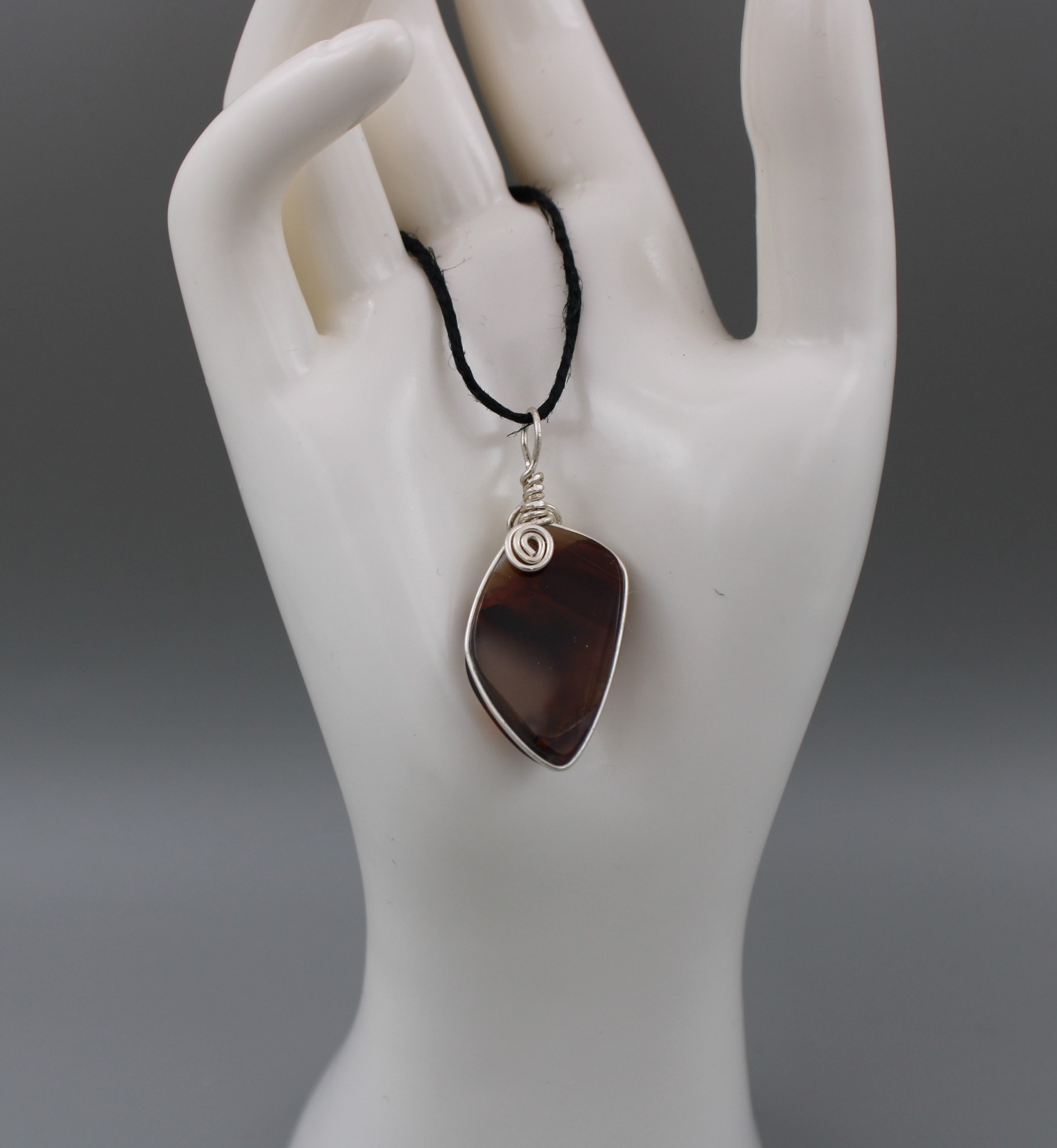 Fluorescent Ankara Agate Pendant - Image 4